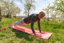 西媒：巴萨曾有机会2200万欧签阿尔瓦雷斯，但选择6000万欧买费兰